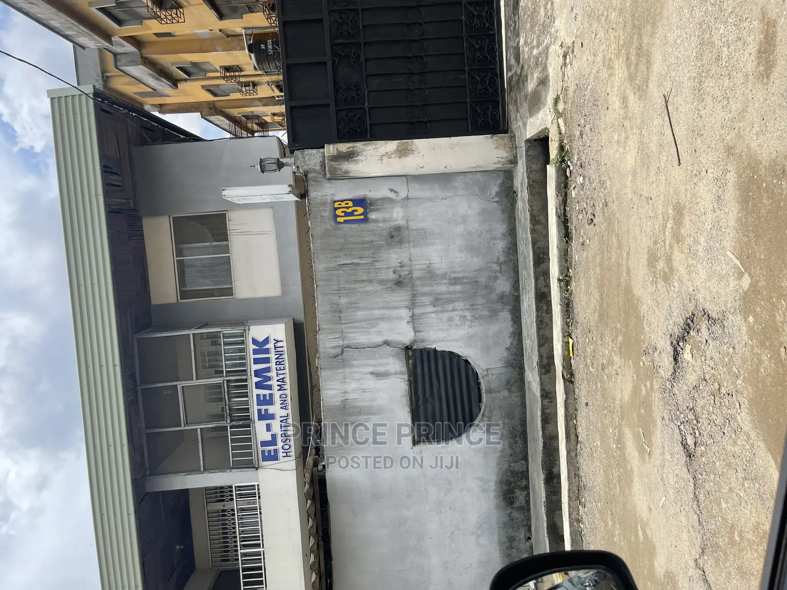 4bdrm Duplex in Surulere for Sale