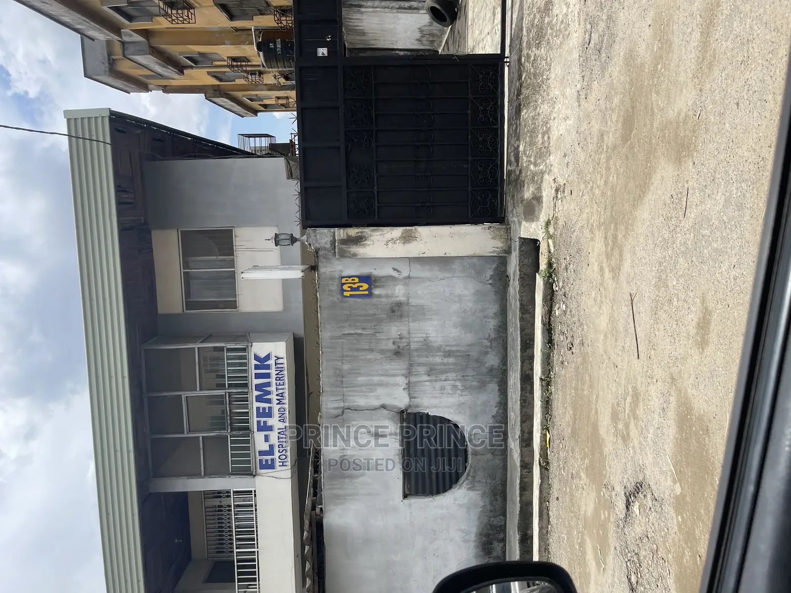 4bdrm Duplex in Surulere for Sale