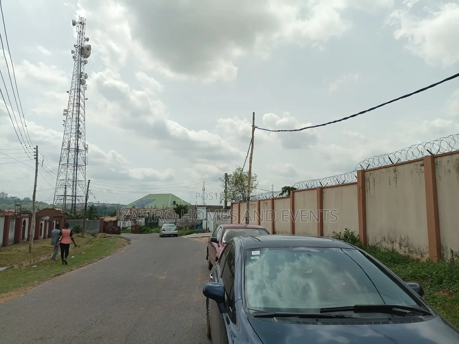 6bdrm Bungalow in Agodi Gra for Sale