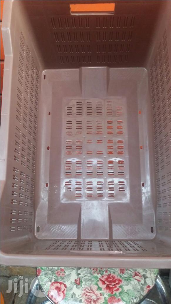 Plastic Plate Creet