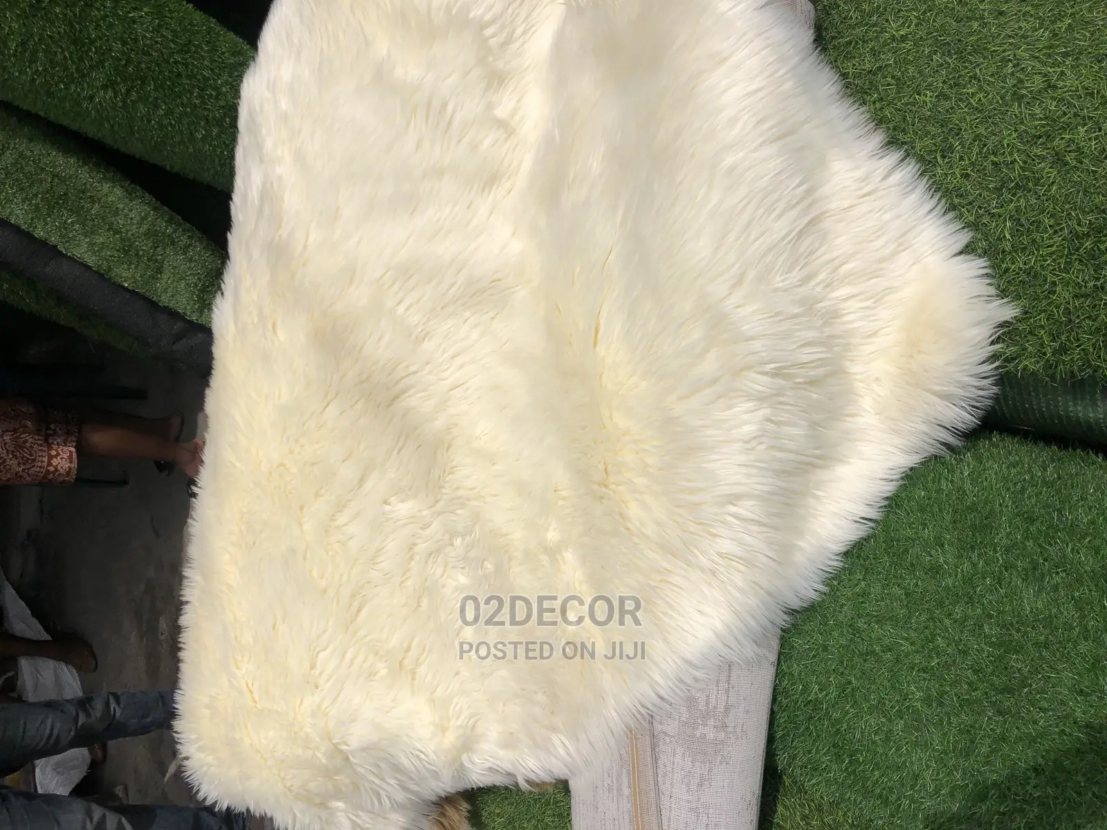 Plain Cream Soft Fur Rugs 4/6 and 5/7