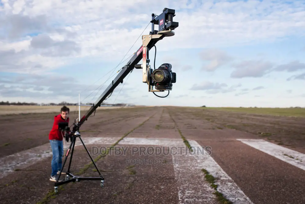 Camera Crane Jib With Pro Pan Tilt Power Head + Operator