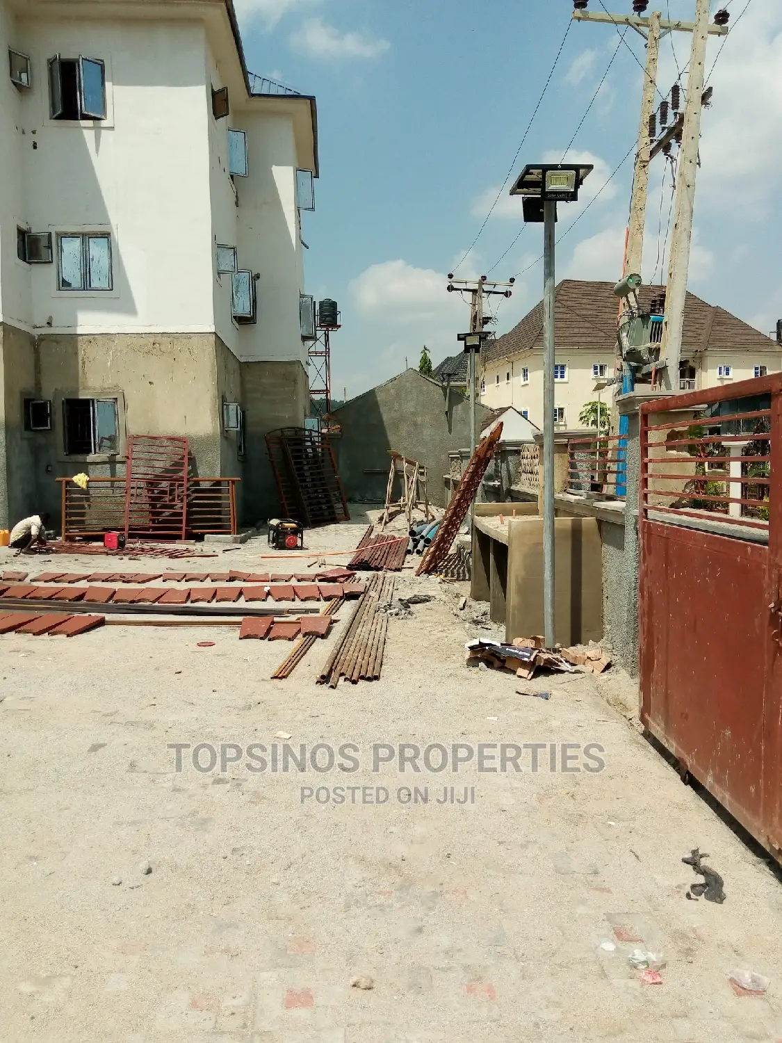 2bdrm Block of Flats in Dawaki for rent