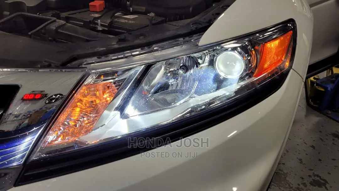 Headlights 2013- 2015 Model Honda Crosstour(Original)
