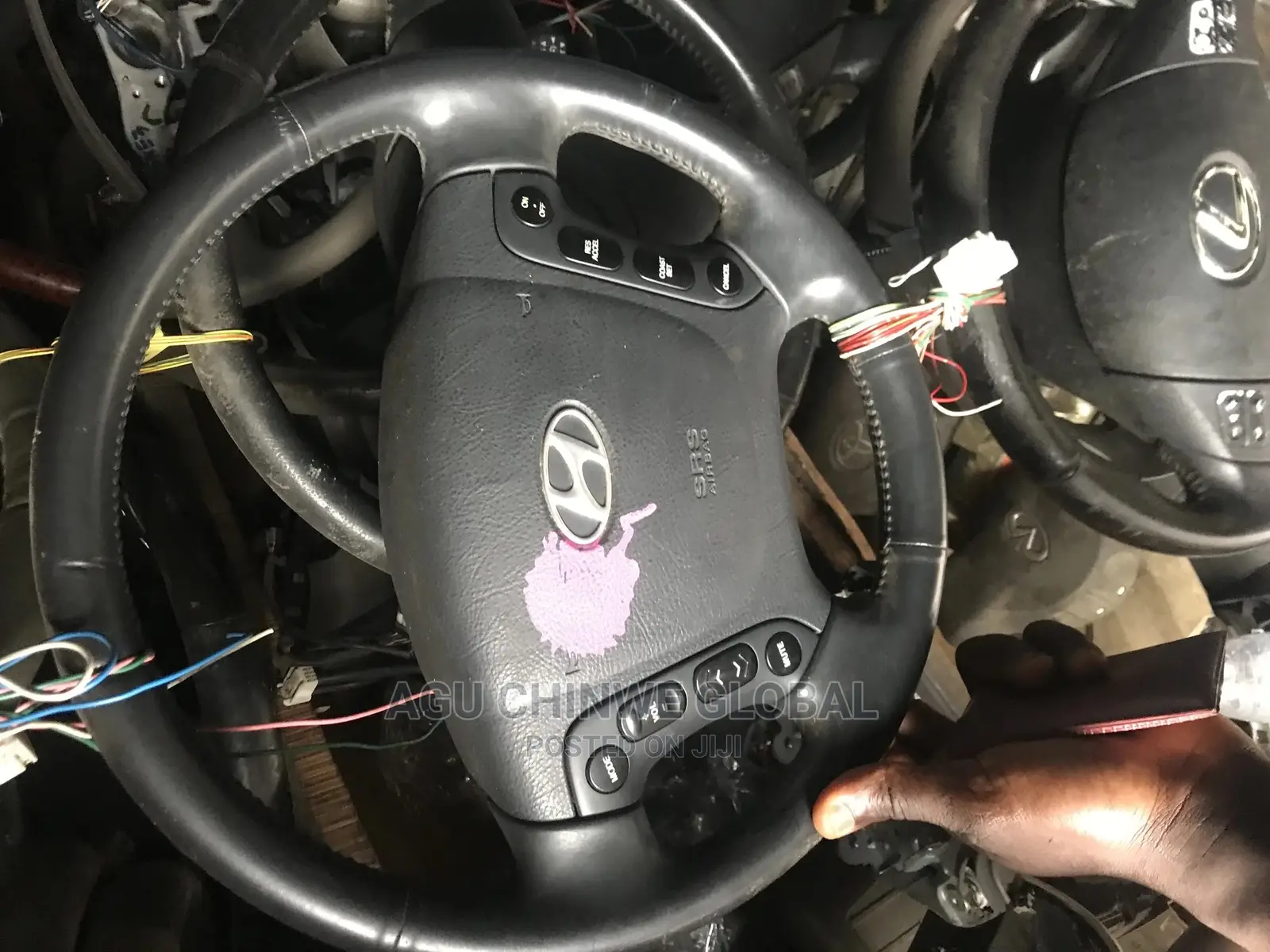 Hyundai Santa Fe Steering Airbag and Wheel.