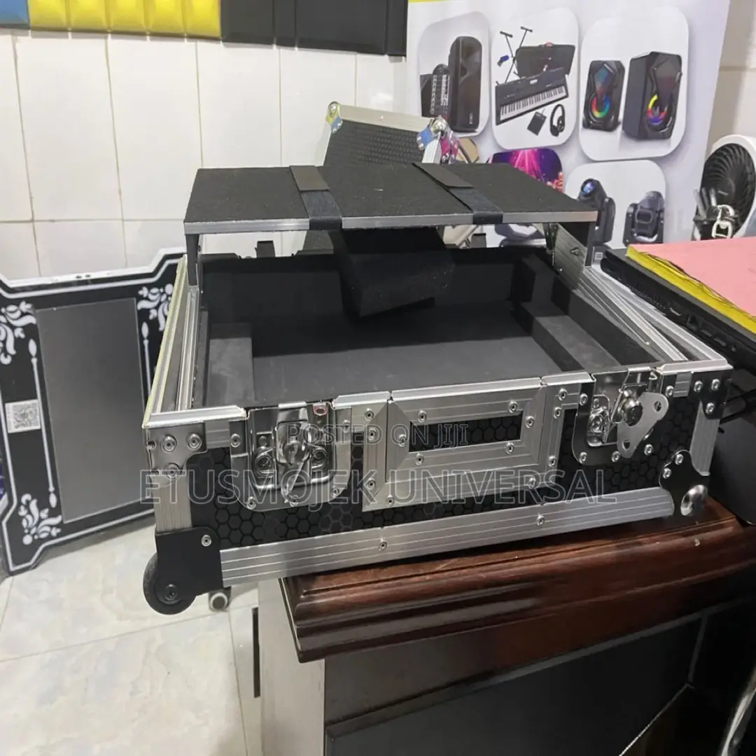 DJ Box/Case for SB3 Mixer With Trolley