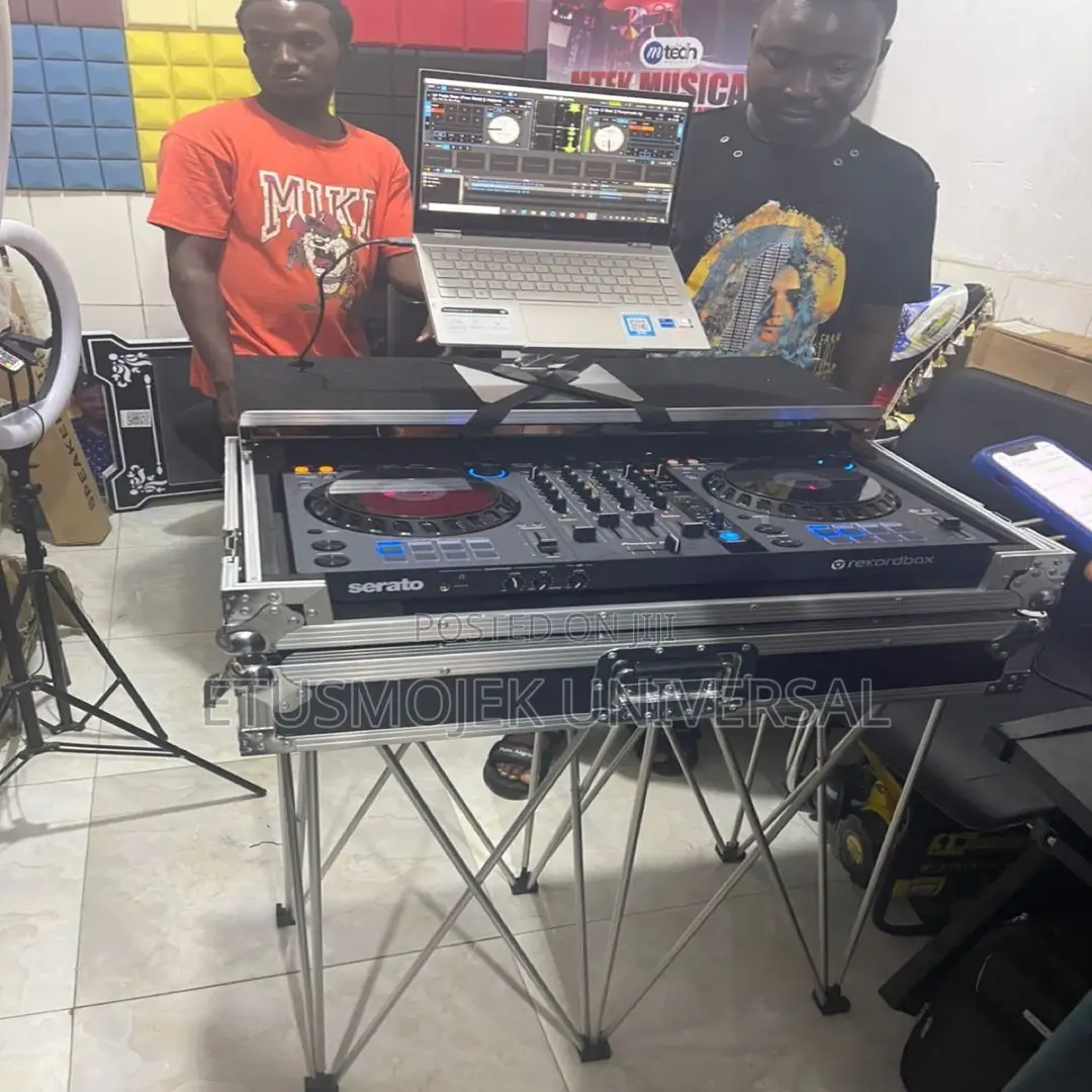 DJ Box/Case for SB3 Mixer With Trolley