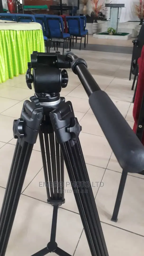 Weifeng 1.8meters Pro Tripod