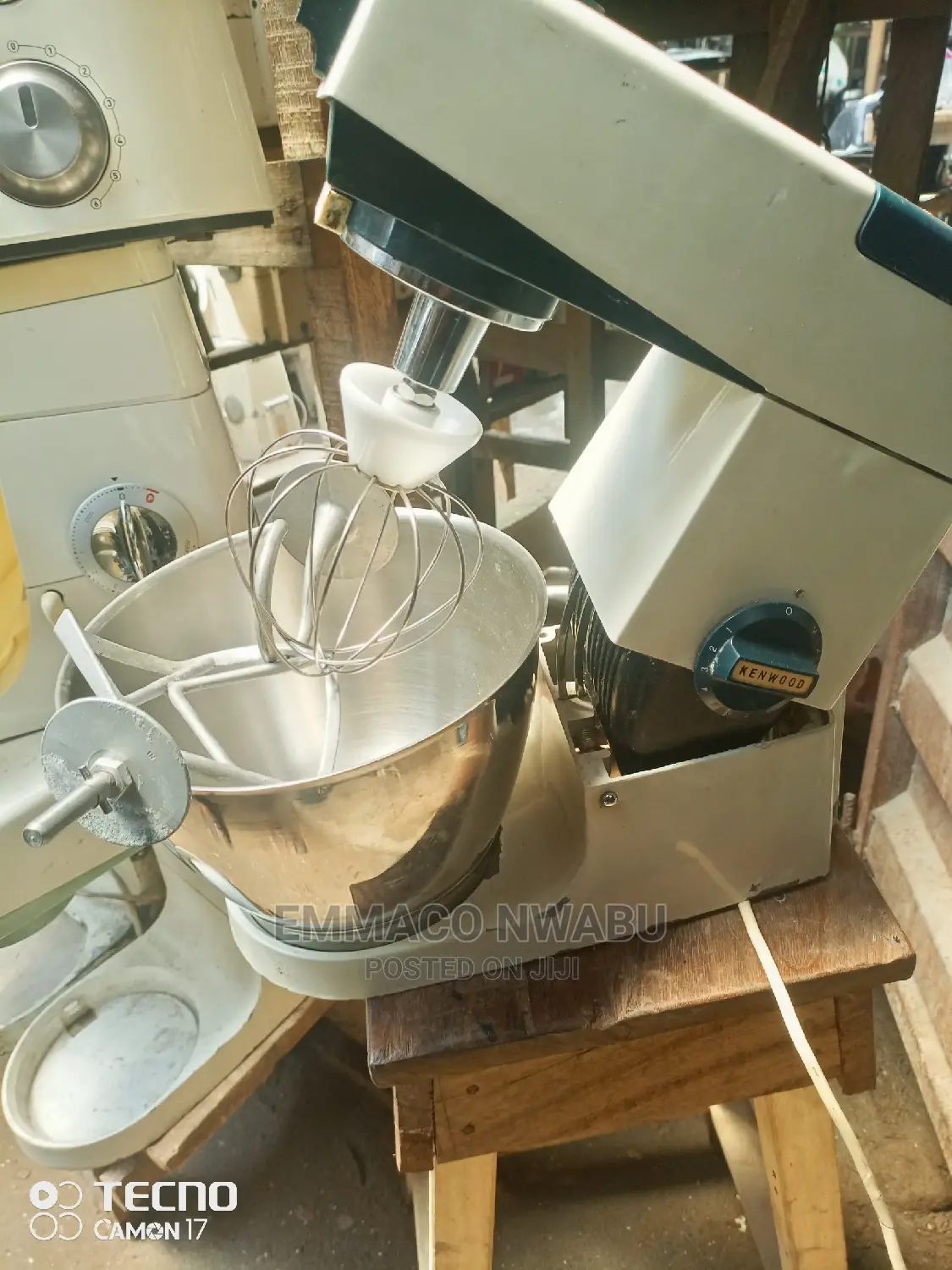 Kenwood Chef 5litres Stand Mixer, Stainless Steel Bowl.
