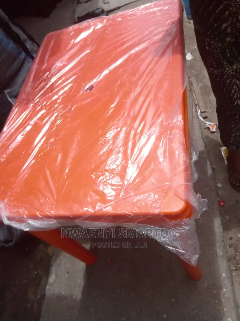 House Use Table