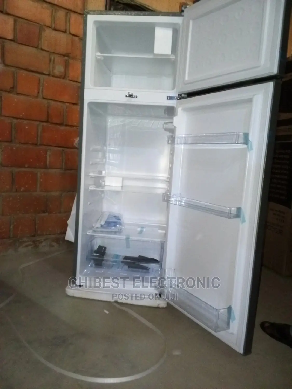 Bruhum Fridge 200 Liters Leave With Smiled. Brand New