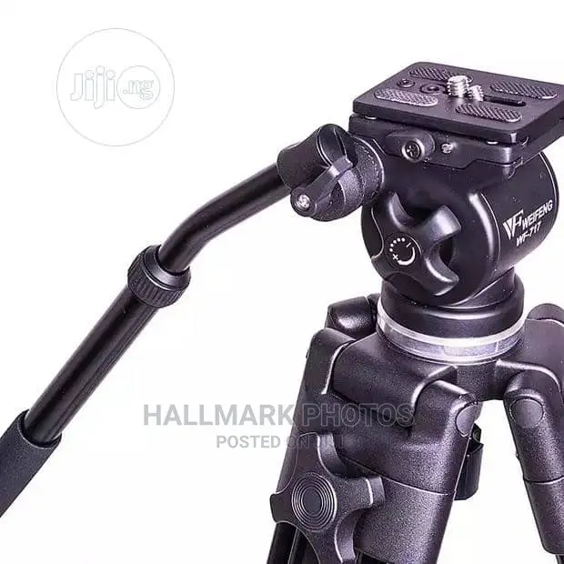 717 1.8 Tripod