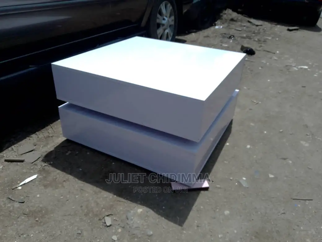 Quality and Center Table