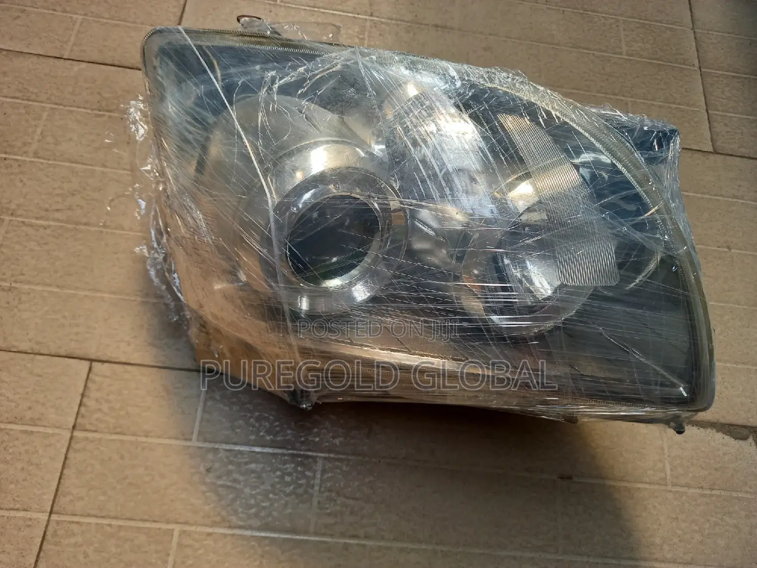 Headlamp for Toyota Avensis 2005 Model