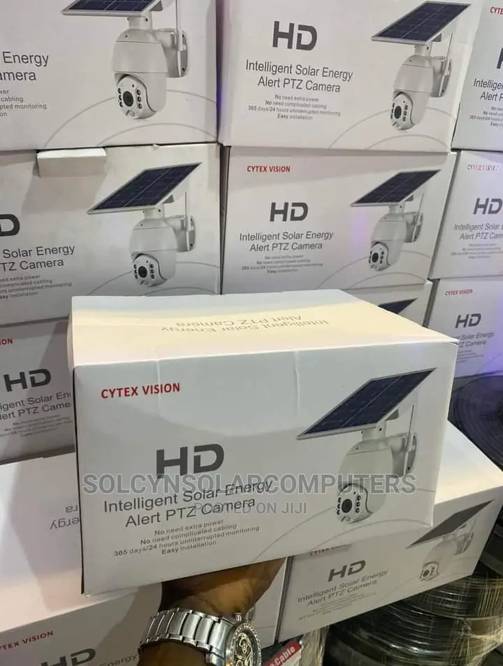 CCTV HD Surviallance Camera Integrated With Solar and Light.