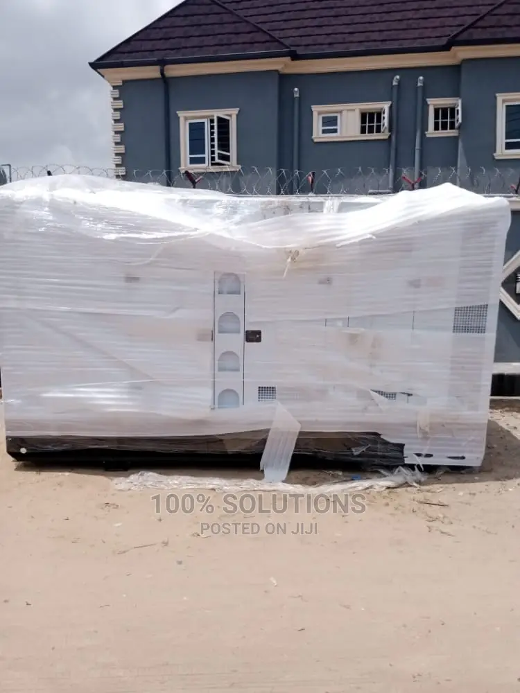 700KVA Perkins Sound Proof Generator for Sale