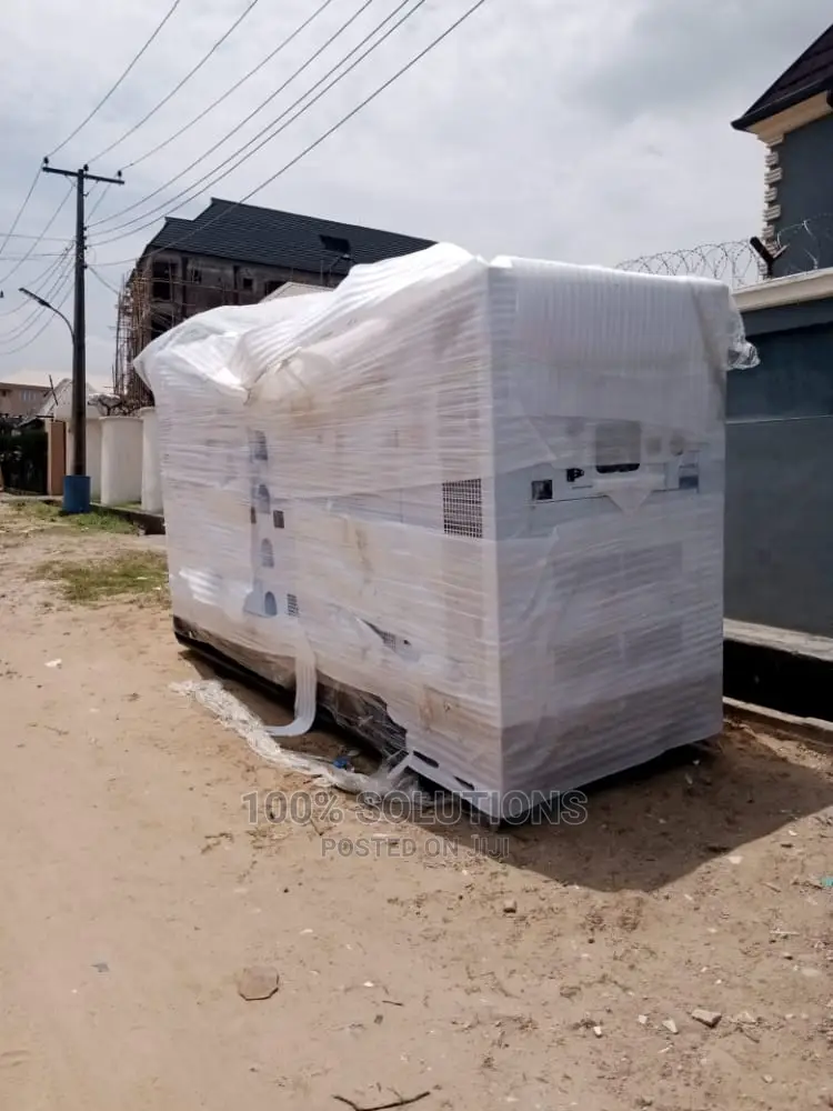 700KVA Perkins Sound Proof Generator for Sale