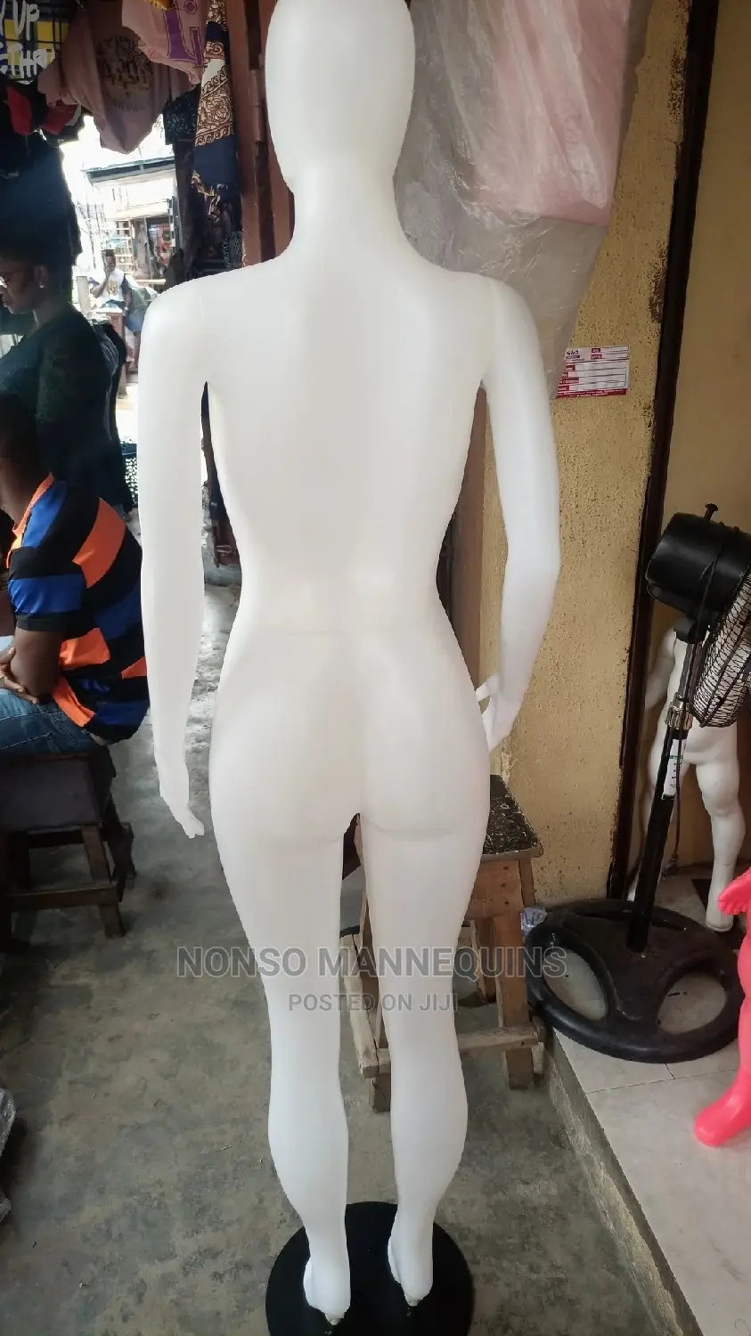 Egg Face Plastic White Size 10 Body Mannequin