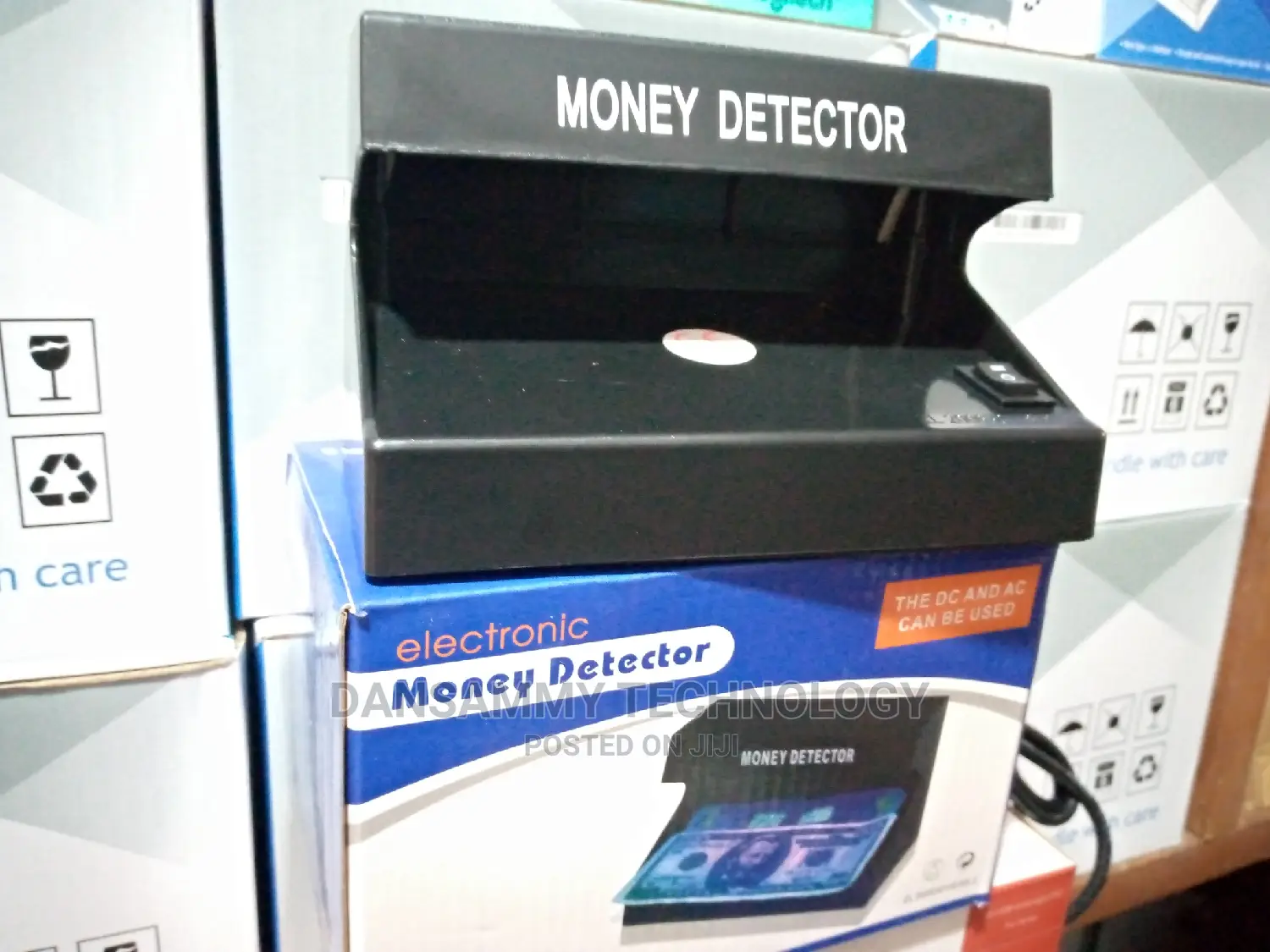 AD-018 Fake Money Detector It Also Use Finger Battery