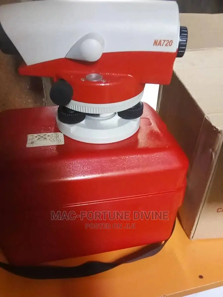 Leica NA720 Level Instrument Complet Set