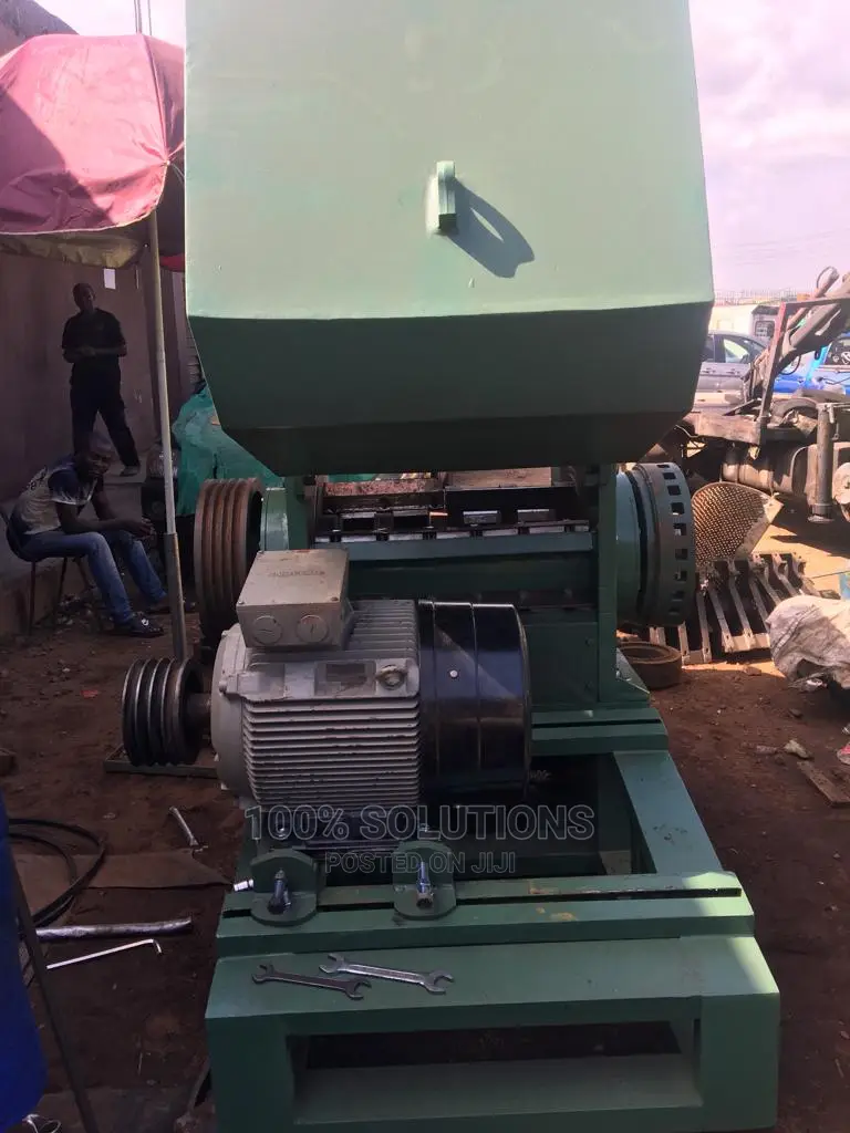 Pet Bottle Crutching/Grinding Machine for Sale