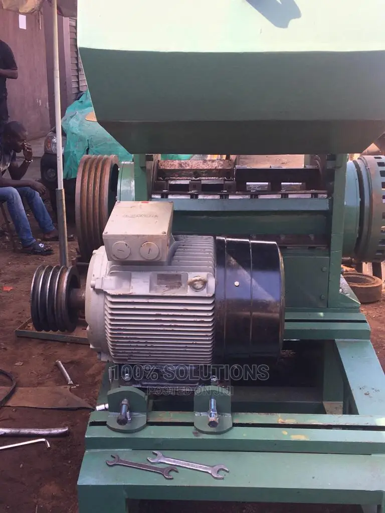 Pet Bottle Crutching/Grinding Machine for Sale