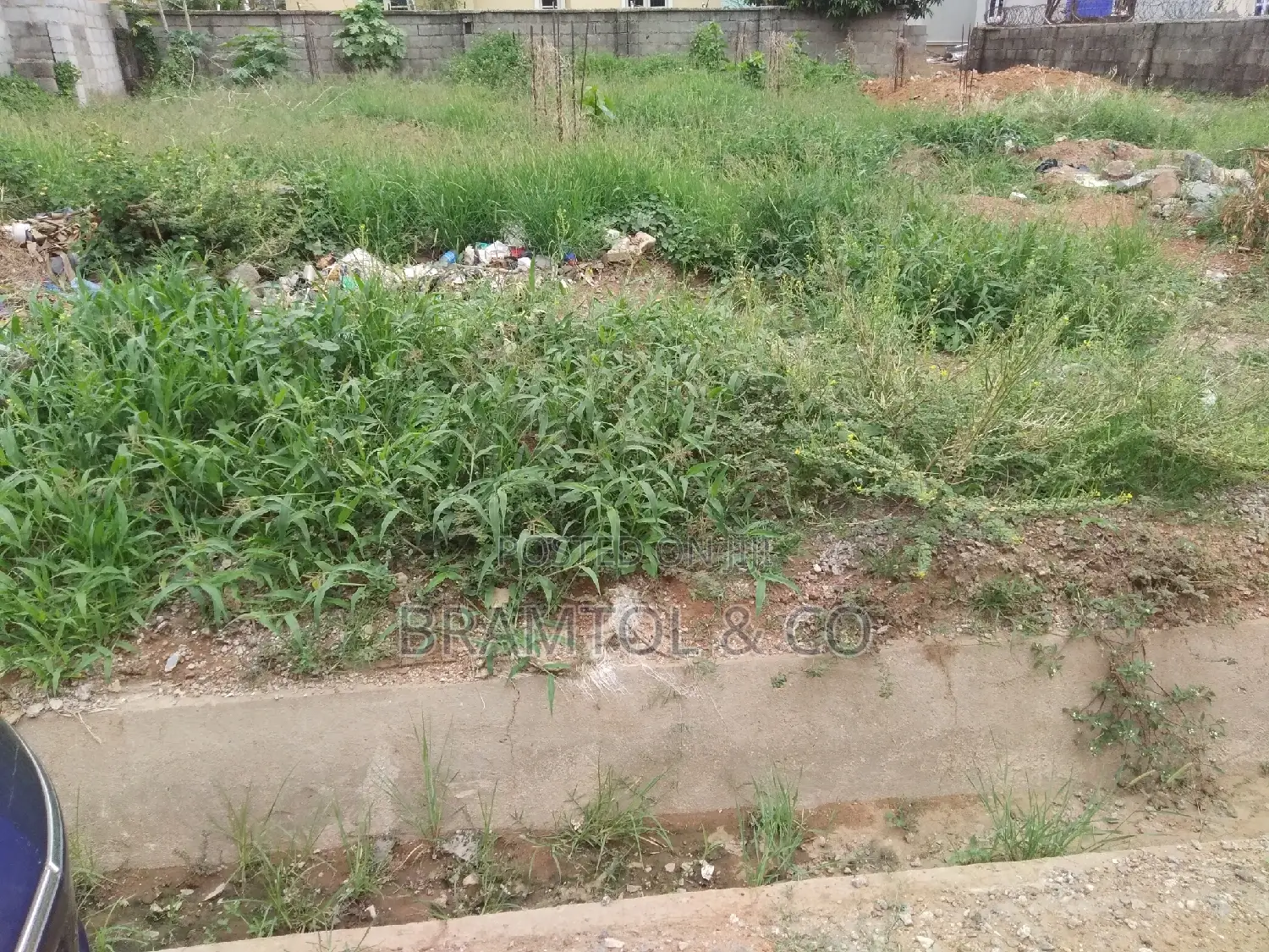 5bdrm Duplex in Galadimawa for sale