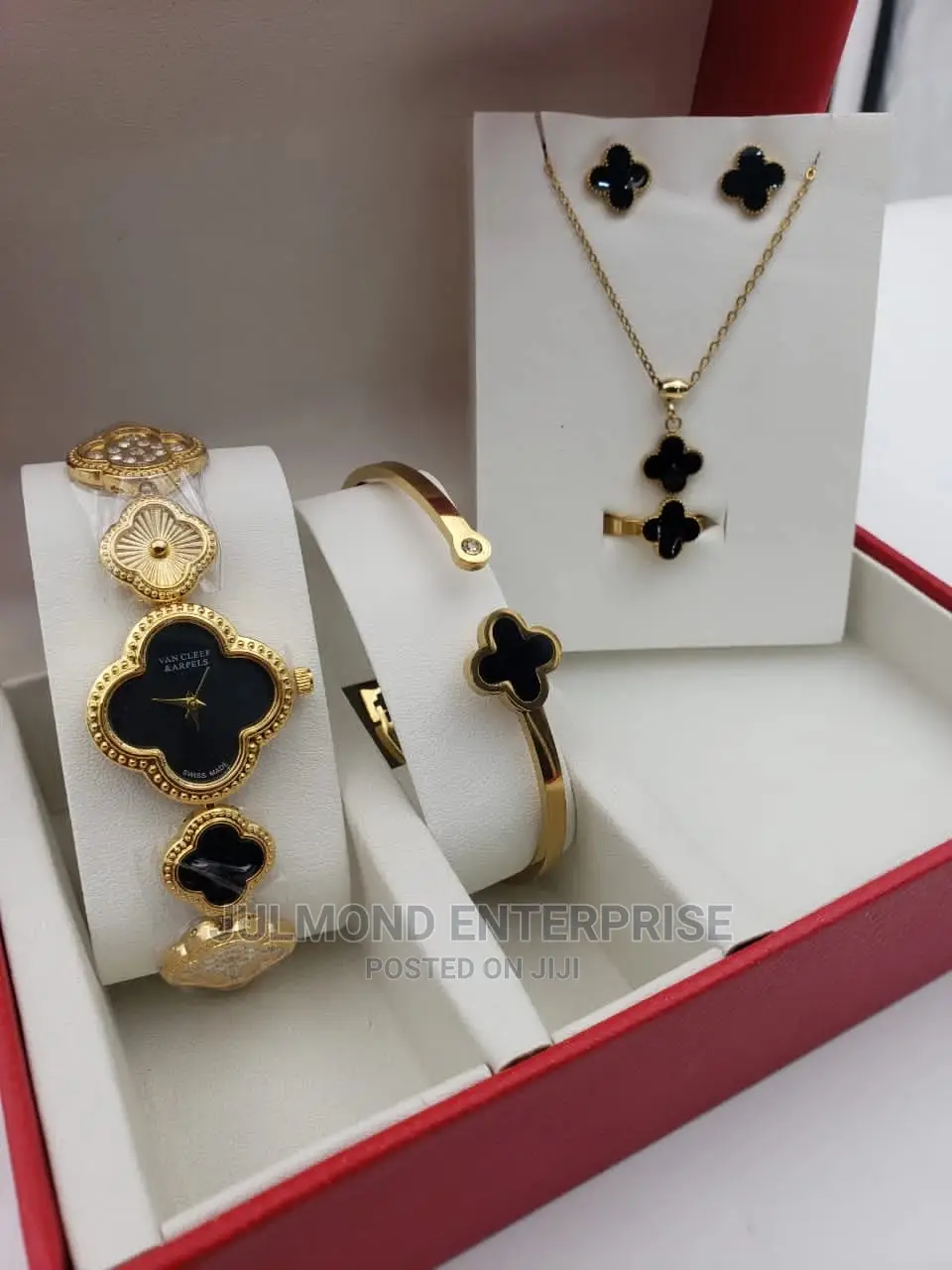 Ladies Jewellery Set