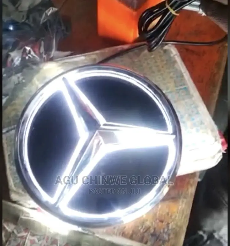 Benz Logo With Light