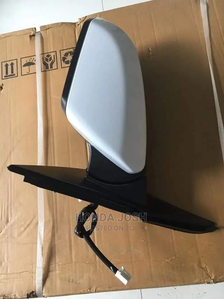 Side Mirror 2016 -2018 Honda Civic(Camera Nd Lights)