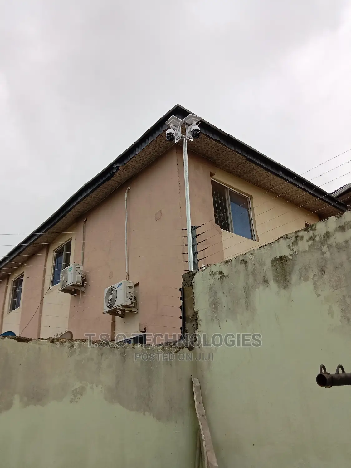 Electric Fence Solar Camera by TSO Technologies Rc: 3015292