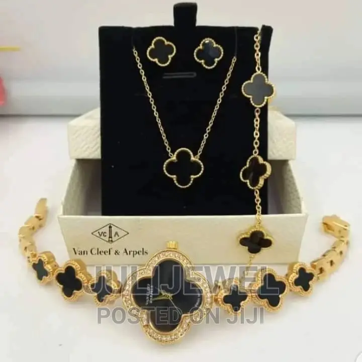 VCA Jewelry With Wristwatch Gift Item for Ladies