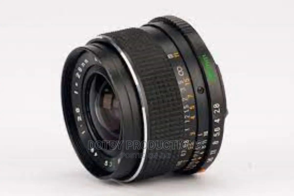 28mm Mamiya/Sekor Auto Lens F2.8