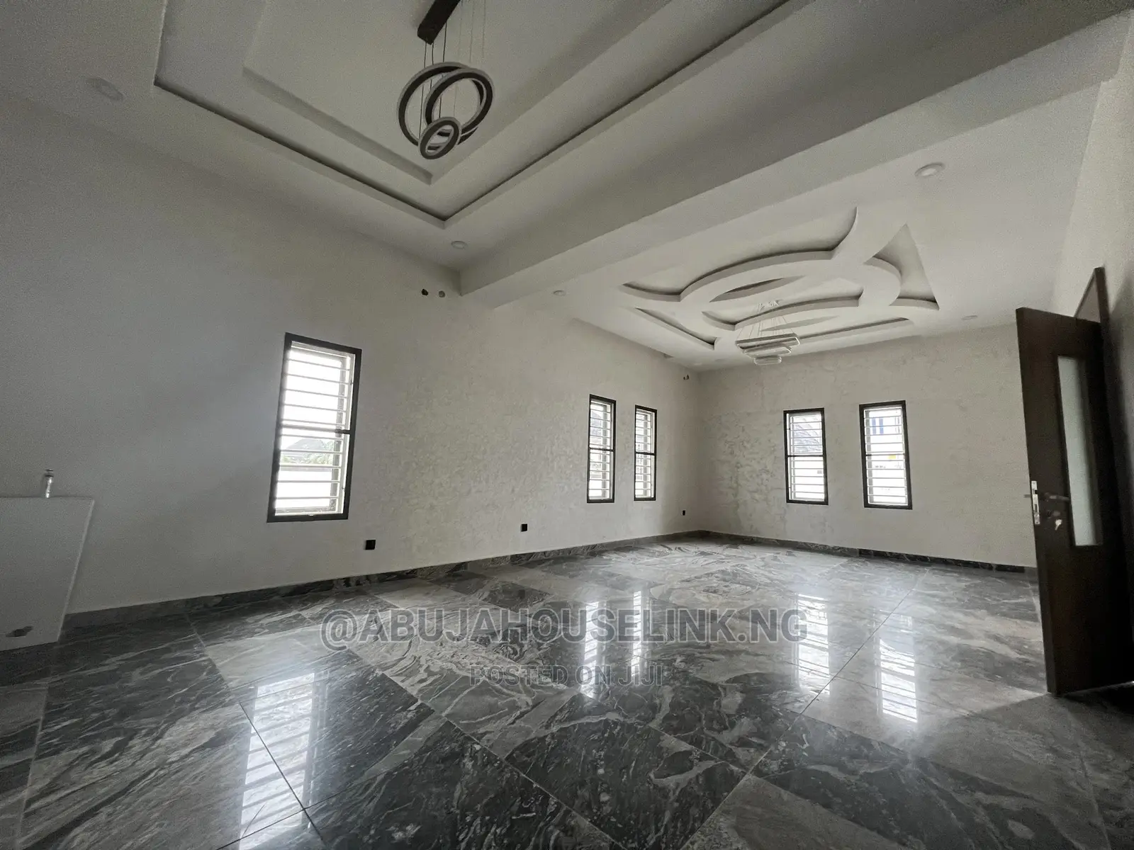 6bdrm Duplex in Efab Metropolis, Gwarinpa for sale