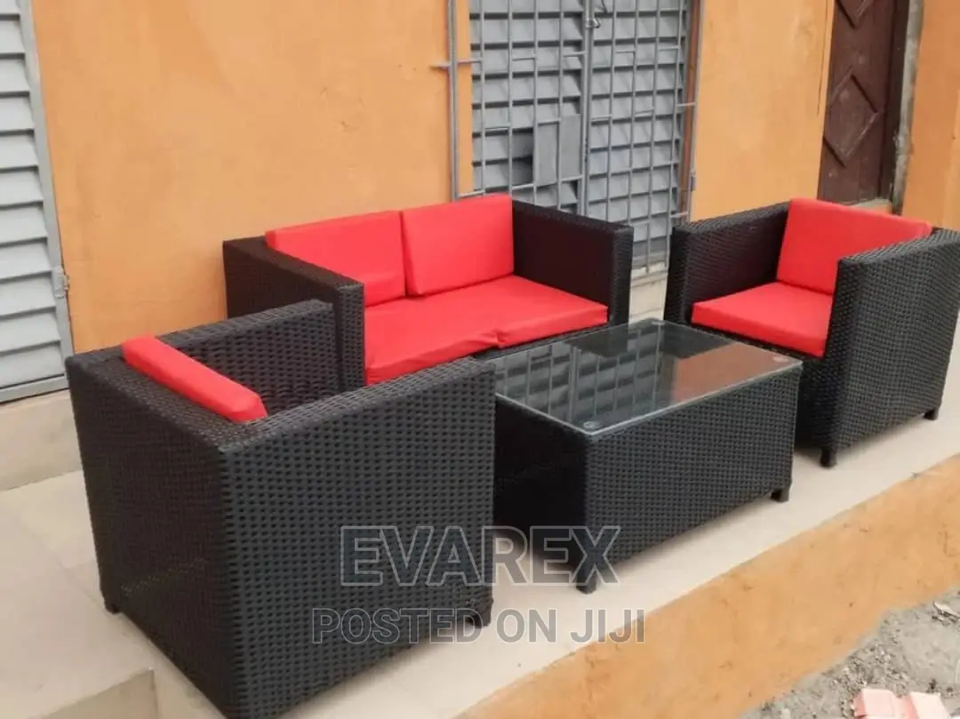 Quality Rubber/Plastic 7 Seaters Chair With Cushion.