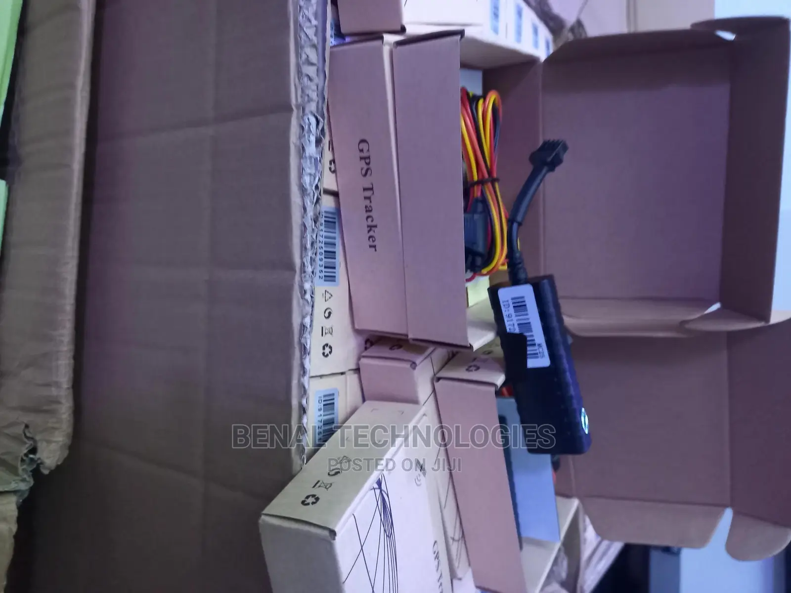 . Very Durable Affordable GPS Tracker in VI.Mobile App