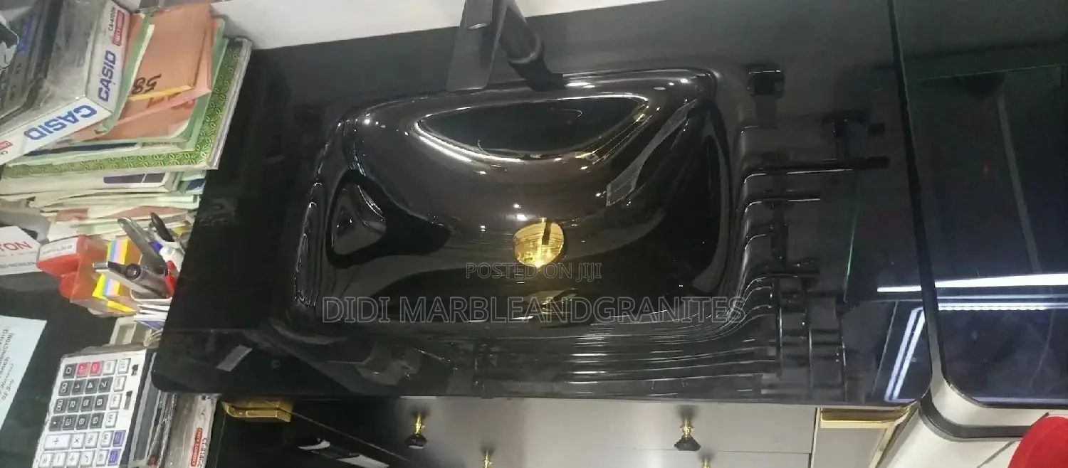 Cabinet Basin