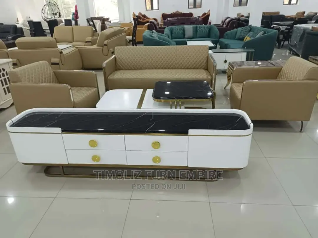 New Modern Sofa Chair/Relaxing Cushions