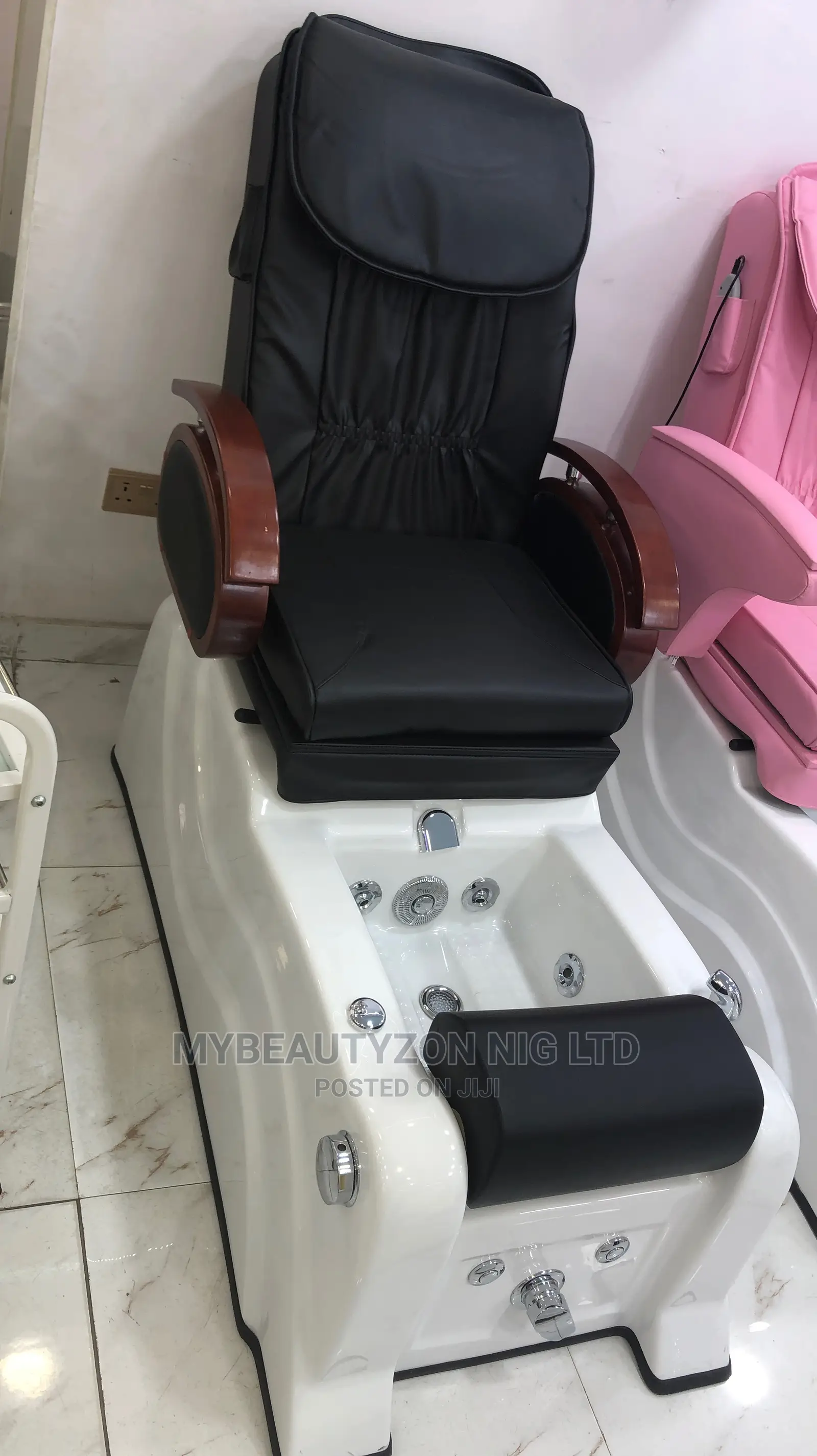 Wooden Hand Pedicure Chair