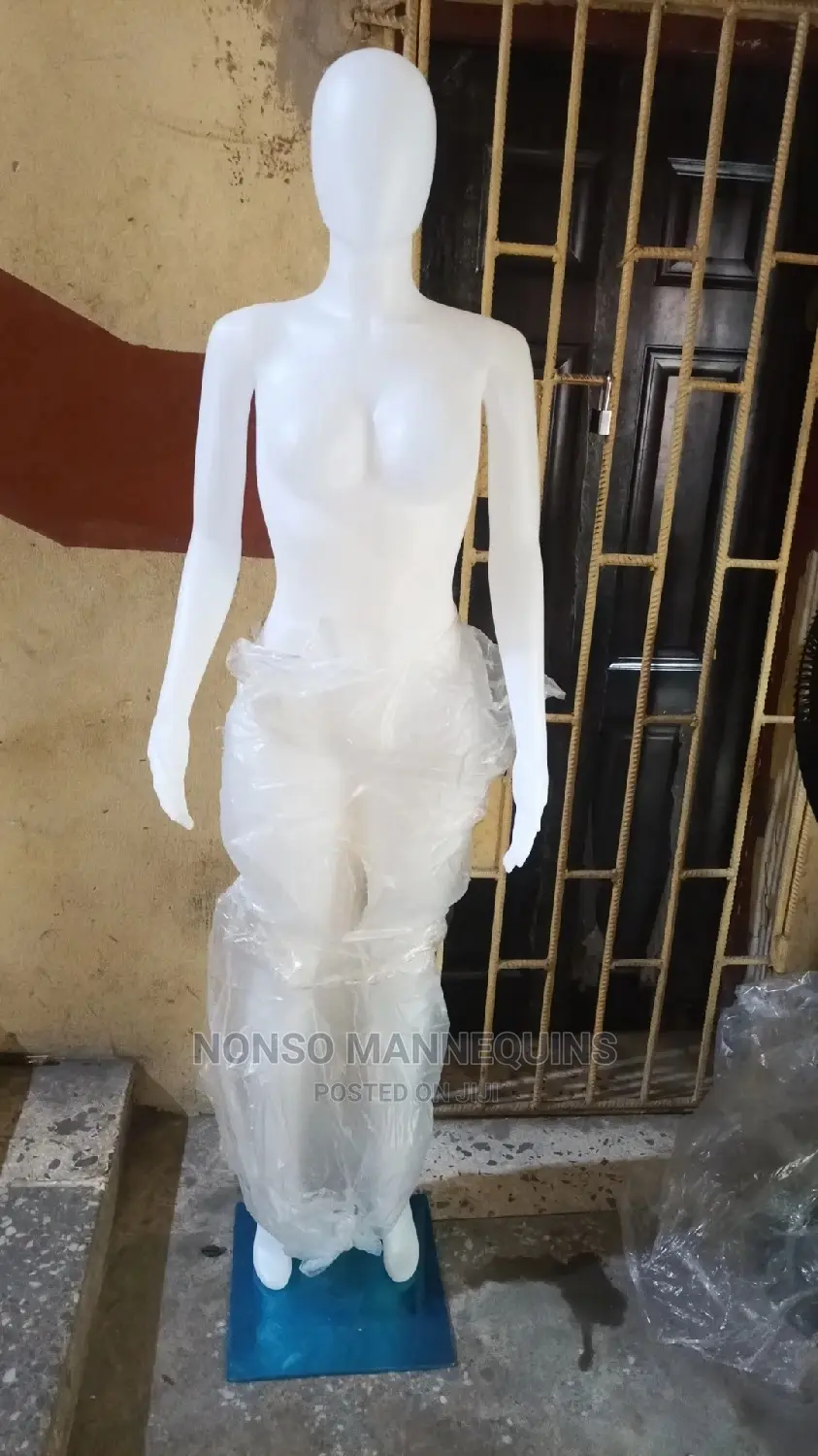 Size 10body Faceless Female Detachable Plastic Mannequin