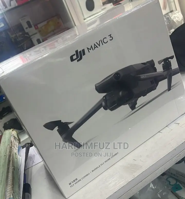 Dji Mavic 3 Combo Quadcopter Drone