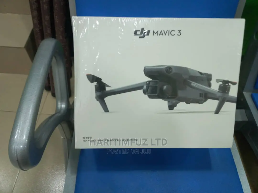 Dji Mavic 3 Combo Quadcopter Drone