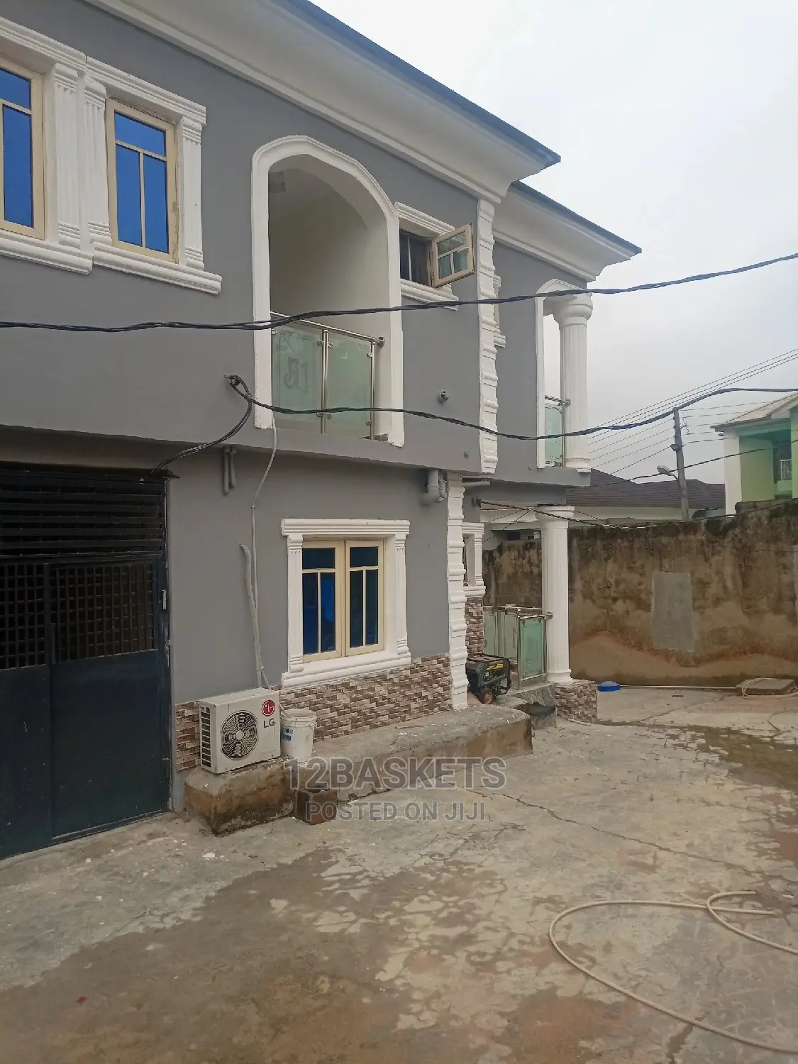 Furnished 2bdrm Block of Flats in Magodo Phase 2 for rent