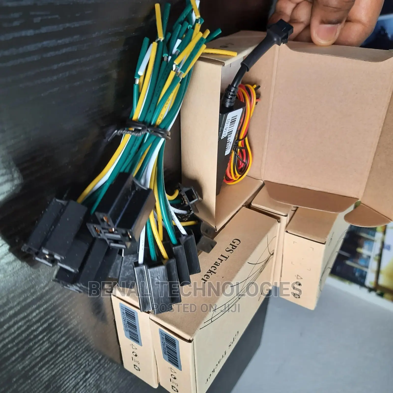 Very Affordable GPS Tracker in Oshodi.Mobile App,No Renewal