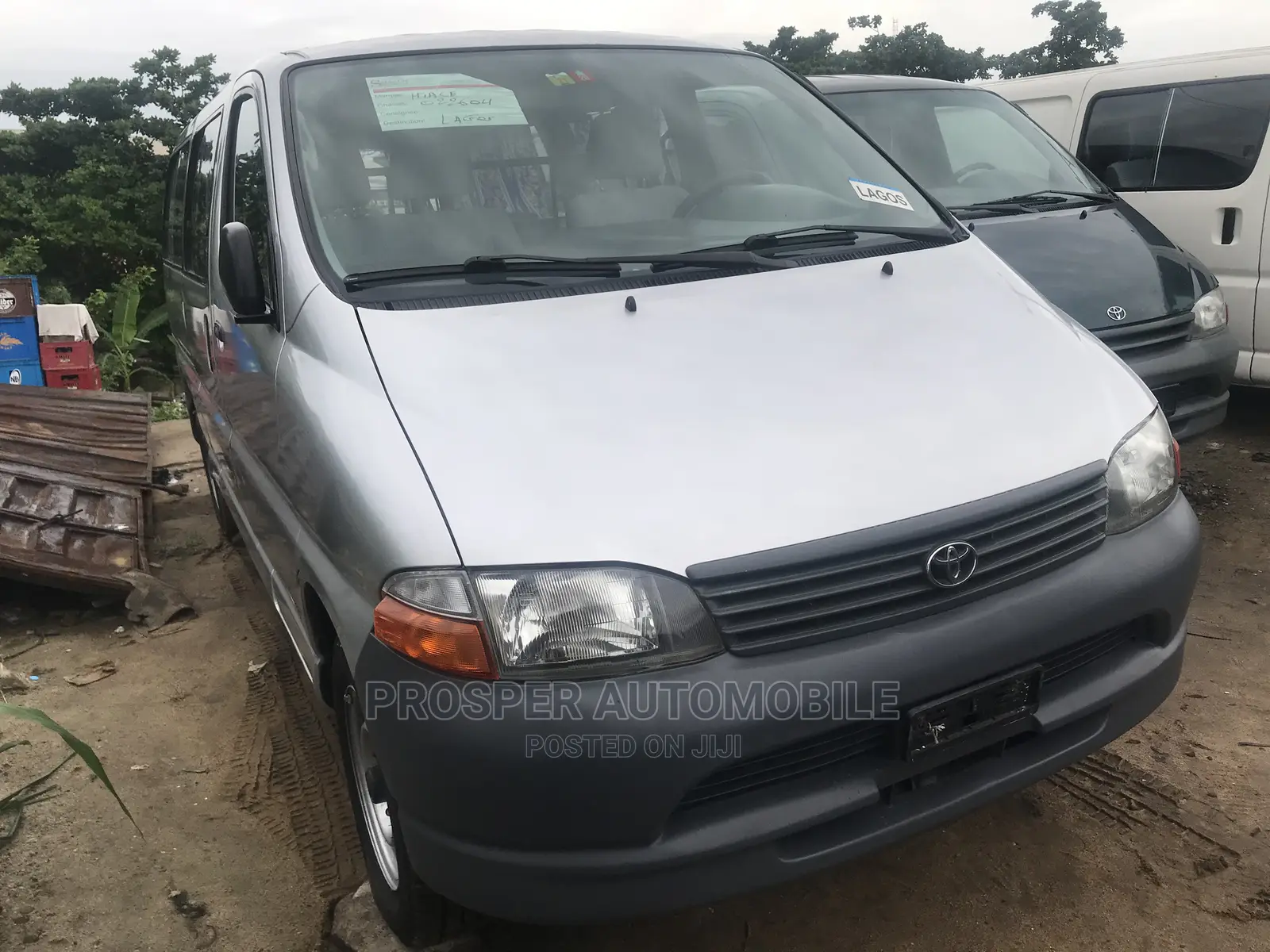 Toyota HiAce 2004 Silver