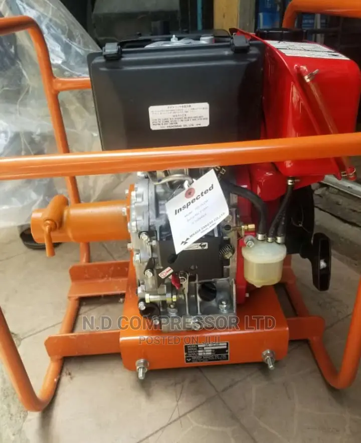Diesel Poker Machine for Concrete Works