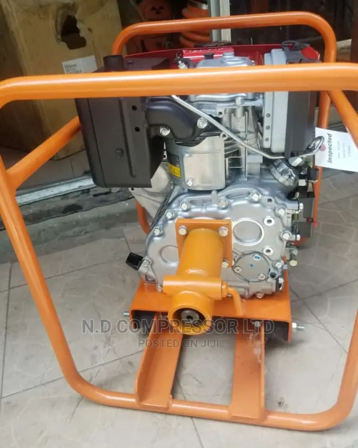 Diesel Poker Machine for Concrete Works