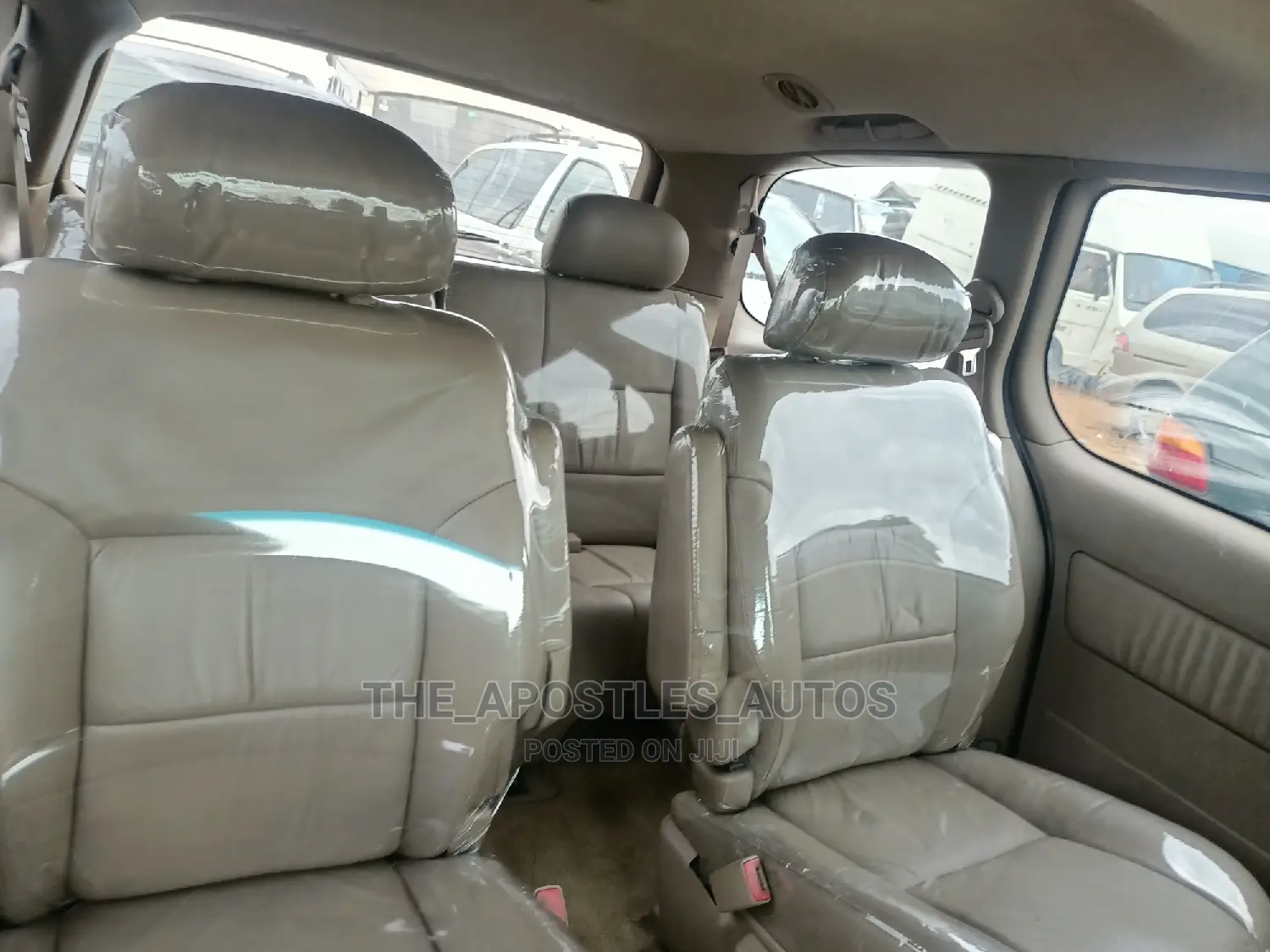 Toyota Sienna XLE & 1 hatch 2000 Silver