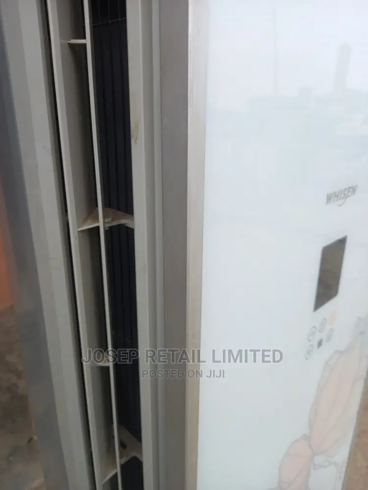 LG Samsung Smart 2 5HP Standing Ac With 2 Years Warranty