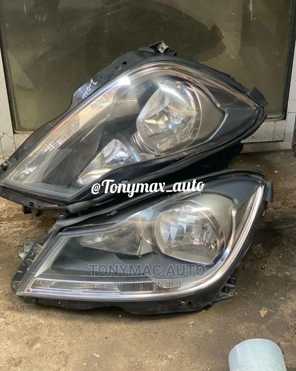 Mercedes-benz C300 2013 Headlights
